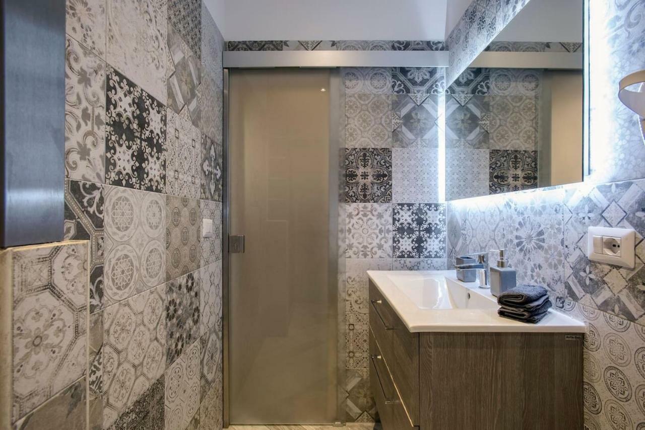 La Finestra Su Fontana Di Trevi - Charming View Apartment Rome Exterior photo